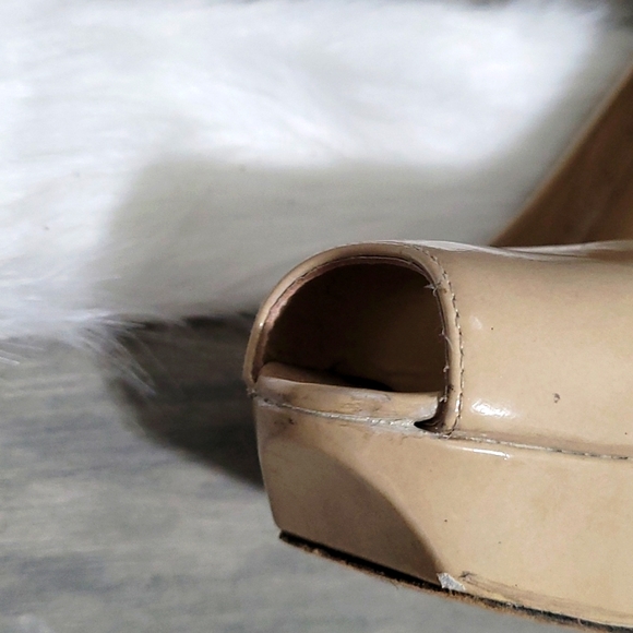 Stuart Weitzman Nude Shimmer Stilettoes Round Open Toe Heels 7 - Picture 16 of 16